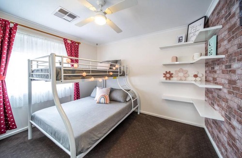 Nairne House | Escape to Adelaide Hills