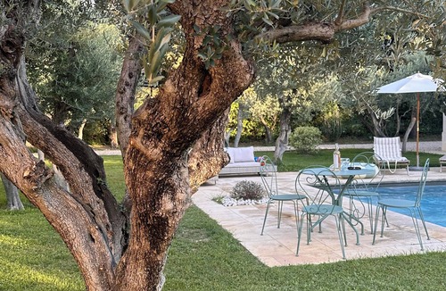 Saint-Etienne-du-Gres House | Escape to Elegance -Wonderful Mas Provencal in the heart of the Alpilles