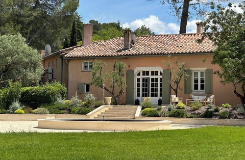 Saint-Etienne-du-Gres House | Escape to Elegance -Wonderful Mas Provencal in the heart of the Alpilles