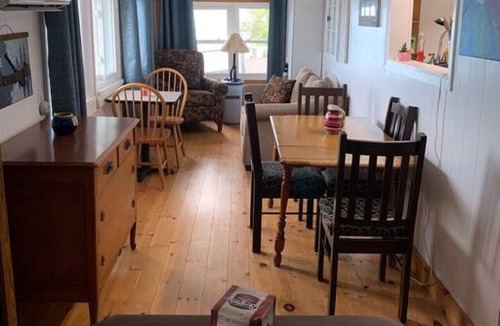 Greater Napanee House | Escape to Hay Bay Hideaway!