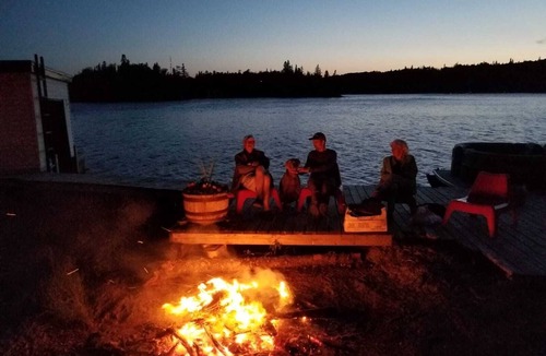 Falcon Lake Cabin | Escape to Island Paradise - Clearwater Bay, L.O.T.W.