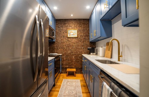 Stroudsburg Apartment | Escape to Main Street