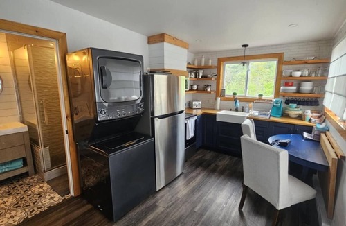Lawrencetown Cottage | Escape to nature at Saltwater Hideaway Cottage. Panoramic views!
