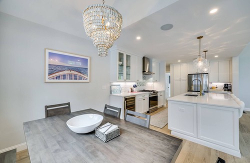 New Seabury House | Escape to our beautiful vacation rental in New Seabury, where luxury and comfort