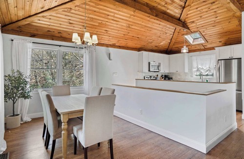 Baiting Hollow House | Escape to Paradise: Steps to Beach & Spacious Deck