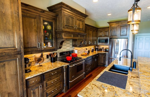 Ladd Hill House | Escape to rolling fields and singing birds - Charming 3 bedroom house!