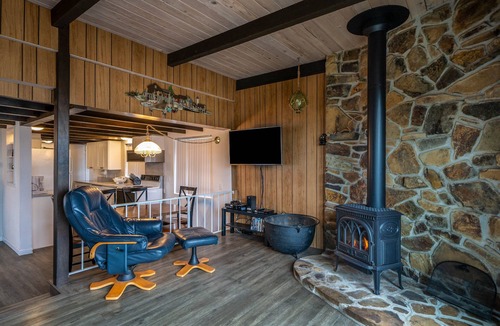 Gleneden Beach House | Escape to the beach-Cozy beach home with deck, water views and easy beach access