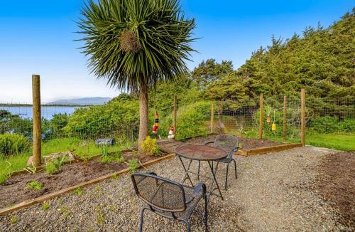 Cape Meares House | Escape to the Cape