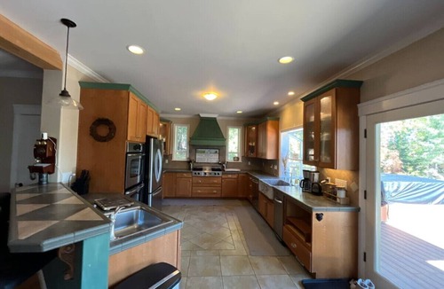 Alta House | Escape to the Woods, Lux & Fun!