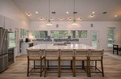 Austin House | Escape to this spacious and serene 3-acre home!