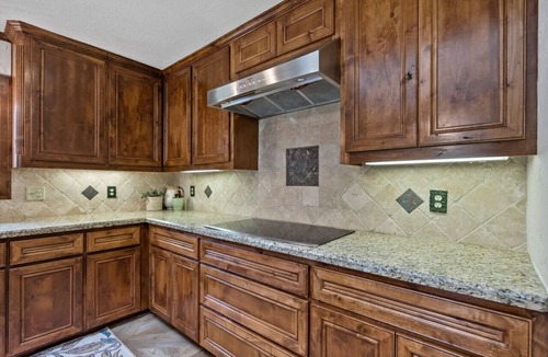 Hearne House | Escape to Tranquility at the Villas of Wind Dancer Retreat