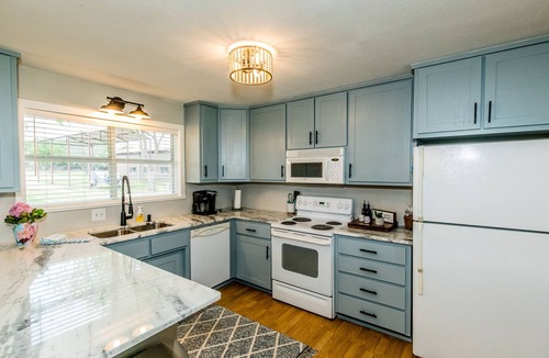Graford House | Escape to waterfront acreage at PK.