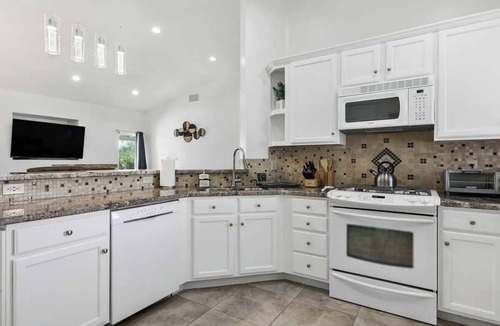 Thousand Palms House | Escape to your Desert Hideaway!