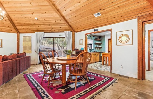 Alto House | Escape to your perfect mountain getaway! Enjoy spacious accommodations with stunning lake views, game spaces in both the "Outlaw Saloon" and kid's Bunk Room, and relaxation outdoor hot tub.