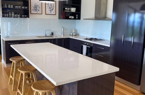 Woodhill House | Escarpment - Bush to beach views