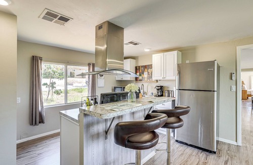 Escondido Cottage | Escondido Vineyard Estate: Walk to Wineries!