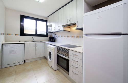 L'Escala Apartment | Escorxador by Interhome