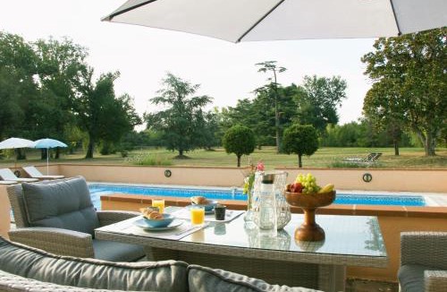 Vigueron Bed & Breakfast | Escudes