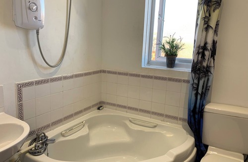 Kettering Apartment | Eskdaill Place Apartment