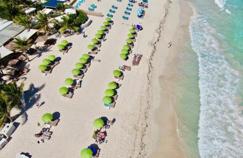 Orient Bay Hotel | Esmeralda Resort - Orient Bay