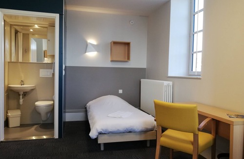 Nevers Bed & Breakfast | Espace Bernadette Soubirous Nevers
