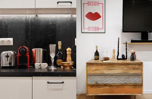Levallois-Perret Apartment | Espace calme et confort - 6 pers a Levallois