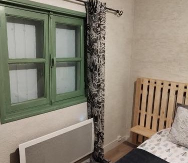 L'Isle-d'Espagnac House | Espace Fakayo