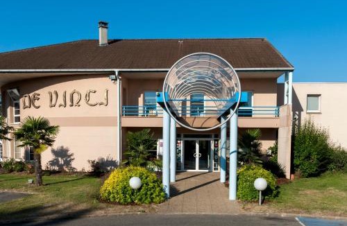 Lisses Hotel | Espace Leonard De Vinci
