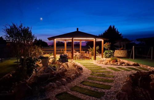 Biurrun-Olcoz House | Espectacular casa con piscina próxima a Pamplona