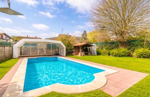 Ultzama House | Espectacular casa rural con piscina en el Baztan