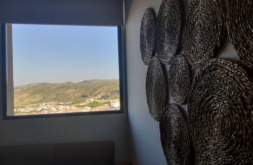 Huelma House | Espectacular y Acogedor Alojamiento Rural La Viña del Cerezo
