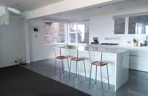 Wellington House | Esplanade Azure Horizon