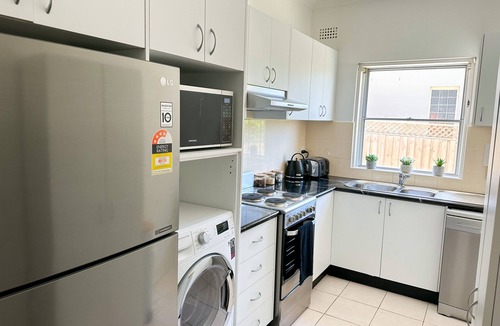 Cronulla Apartment | Esplanade Bliss