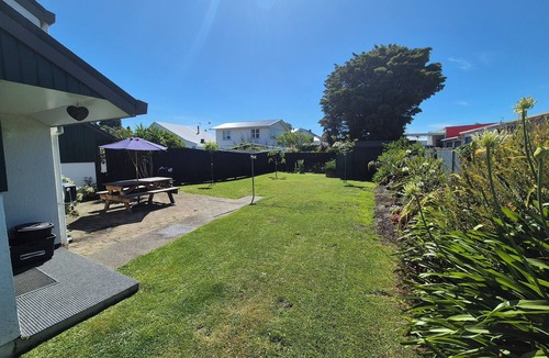 Gisborne House | Esplanade Townhouse