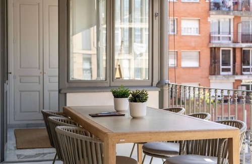 Dreta de l'Eixample Apartment | Esplendido Apto de 3 Habitaciones con Terraza