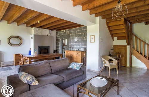 Charbonnieres-les-Varennes House | Esprit de Famille - Charbonnieres LES Varennes