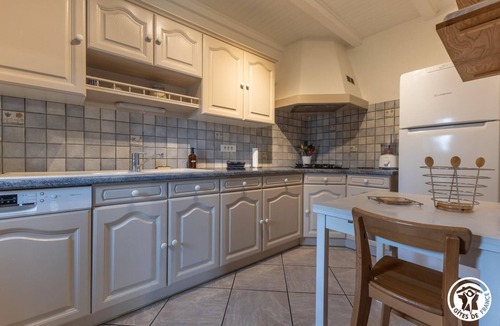 Charbonnieres-les-Varennes House | Esprit de Famille - Charbonnieres LES Varennes