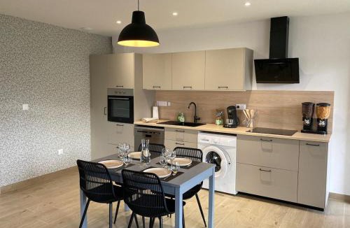 Saint-Laurent-de-Chamousset Apartment | Esprit Cosy