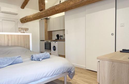 Montbrison Apartment | Esprit Bali