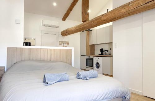 Montbrison Apartment | Esprit Bali