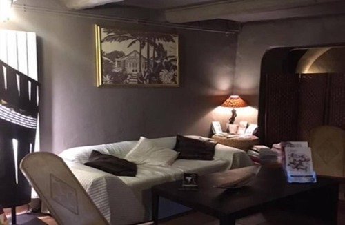 Baillargues Bed & Breakfast | Esprit d'Ailleurs