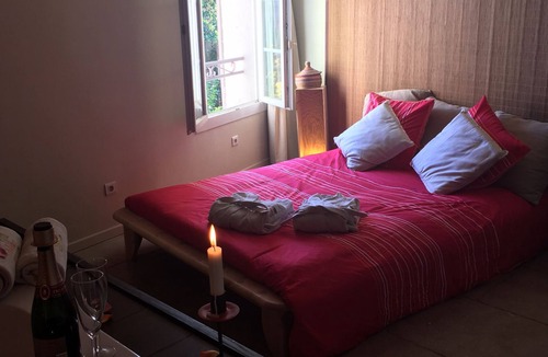 Baillargues Bed & Breakfast | Esprit d'Ailleurs