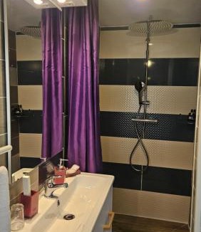 Saint-Barthelemy-de-Vals Bed & Breakfast | Esprit Etape