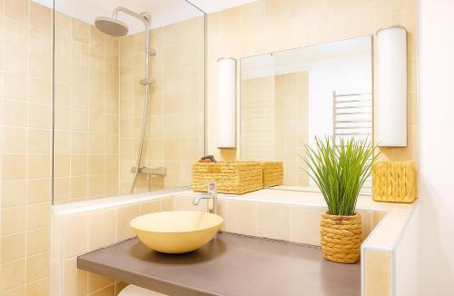 Terreaux - Bat d'argent Apartment | Esprit Loft 8 personnes Hyper-Centre