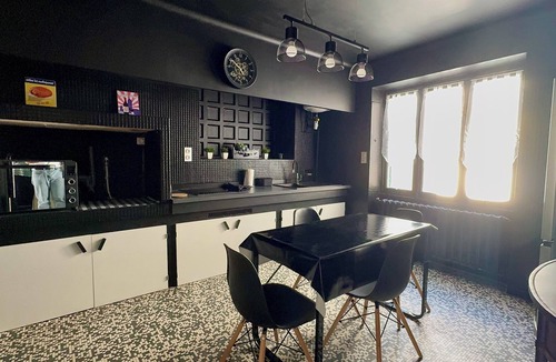 Cahors Apartment | Esprit Maison Anatole, Experience Cahors as if you were at home!