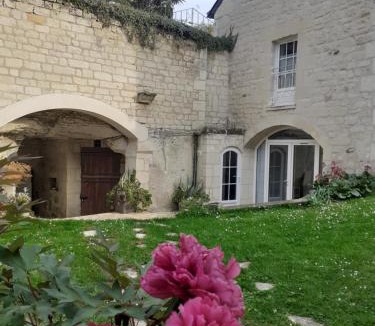 Beaumont-en-Veron House | Esprit Troglo