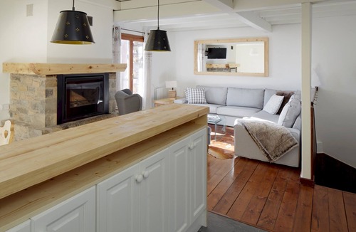 Beret Apartment | Esquiros by FeelFree Rentals