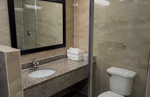 Wayne Hotel | Essence Express Wayne