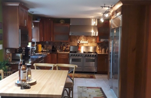 Forestview House | Essence Suite W/Spa Bath