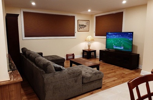 Ottawa Division House | Estate guest house 2BR-queen